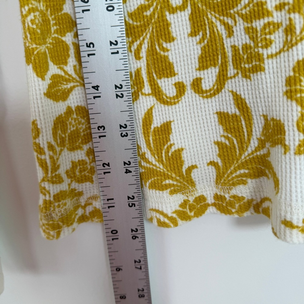 Sundance Womens Yellow Damask Floral Waffle Knit Thermal Top Button Cuff Medium - Picture 7 of 7